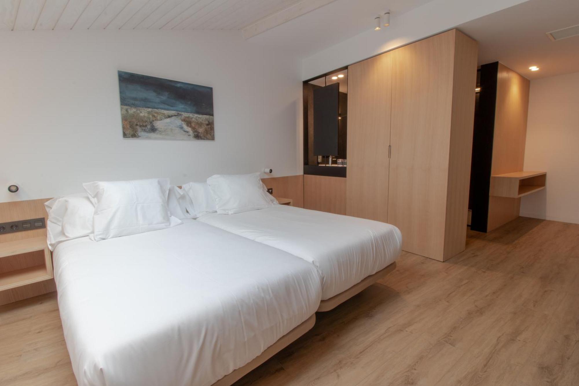 Hotel Cortabitarte Soria Exterior photo